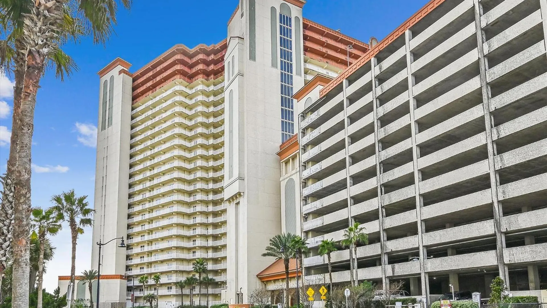 Apartment Shores Of Panama 726 - 1Bdbunks, Sleeps 6, Sunset View! Reserved Parking Space! Free Fun! Condo Panama City Beach
