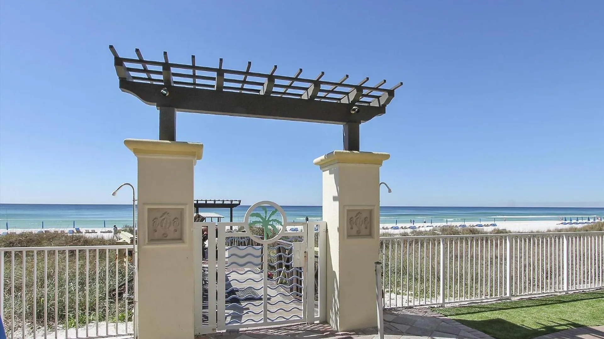Shores Of Panama 726 - 1Bdbunks, Sleeps 6, Sunset View! Reserved Parking Space! Free Fun! Condo Panama City Beach