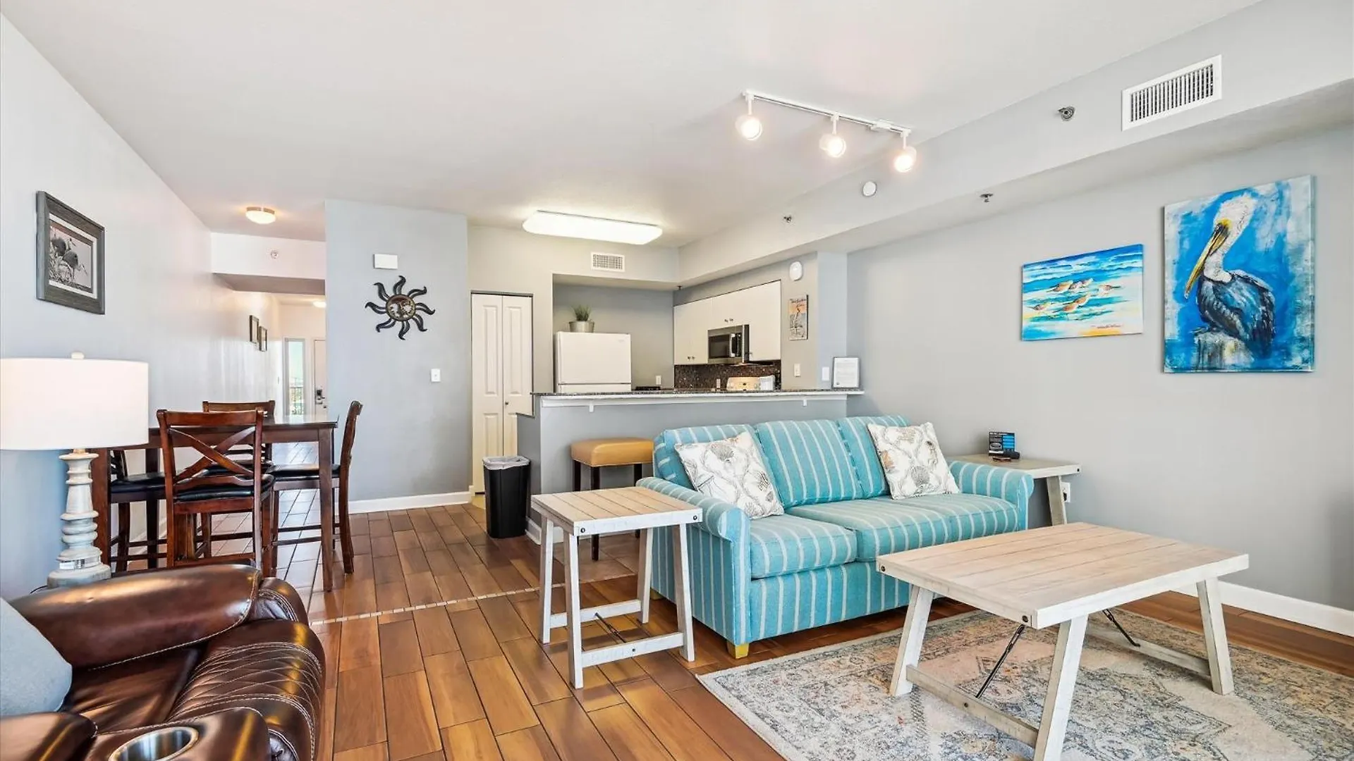 Shores Of Panama 726 - 1Bdbunks, Sleeps 6, Sunset View! Reserved Parking Space! Free Fun! Condo Panama City Beach United States